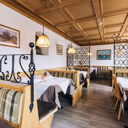 Schoenwies Hotel